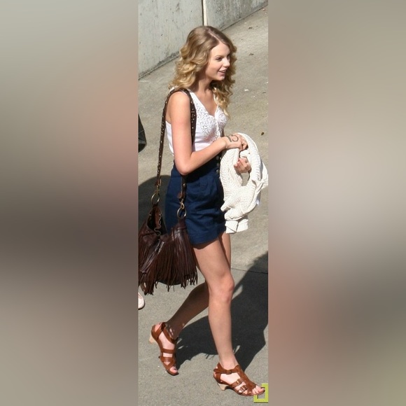 Silence & Noise high waisted navy blue skirt - Picture 10 of 12